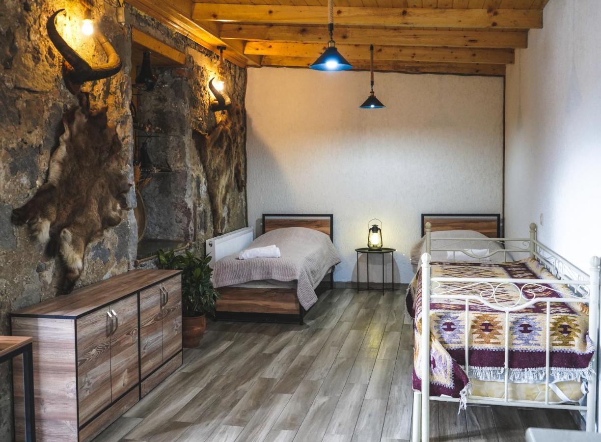 Hotel House 54 Kazbegi Esterno foto